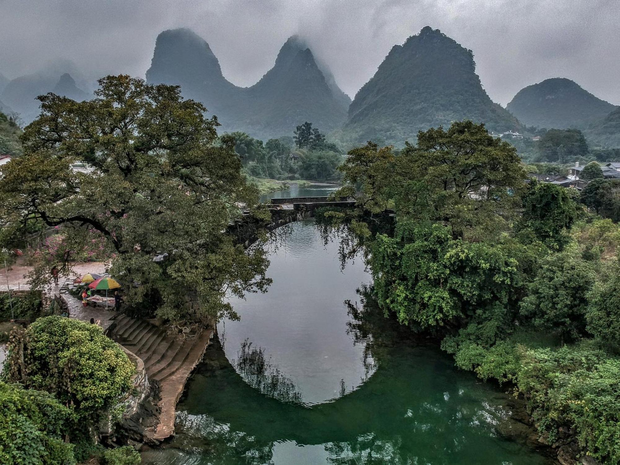 Yangshuo Mountain Retreat Hotel Екстериор снимка