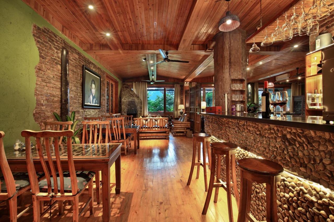 Yangshuo Mountain Retreat Hotel Екстериор снимка